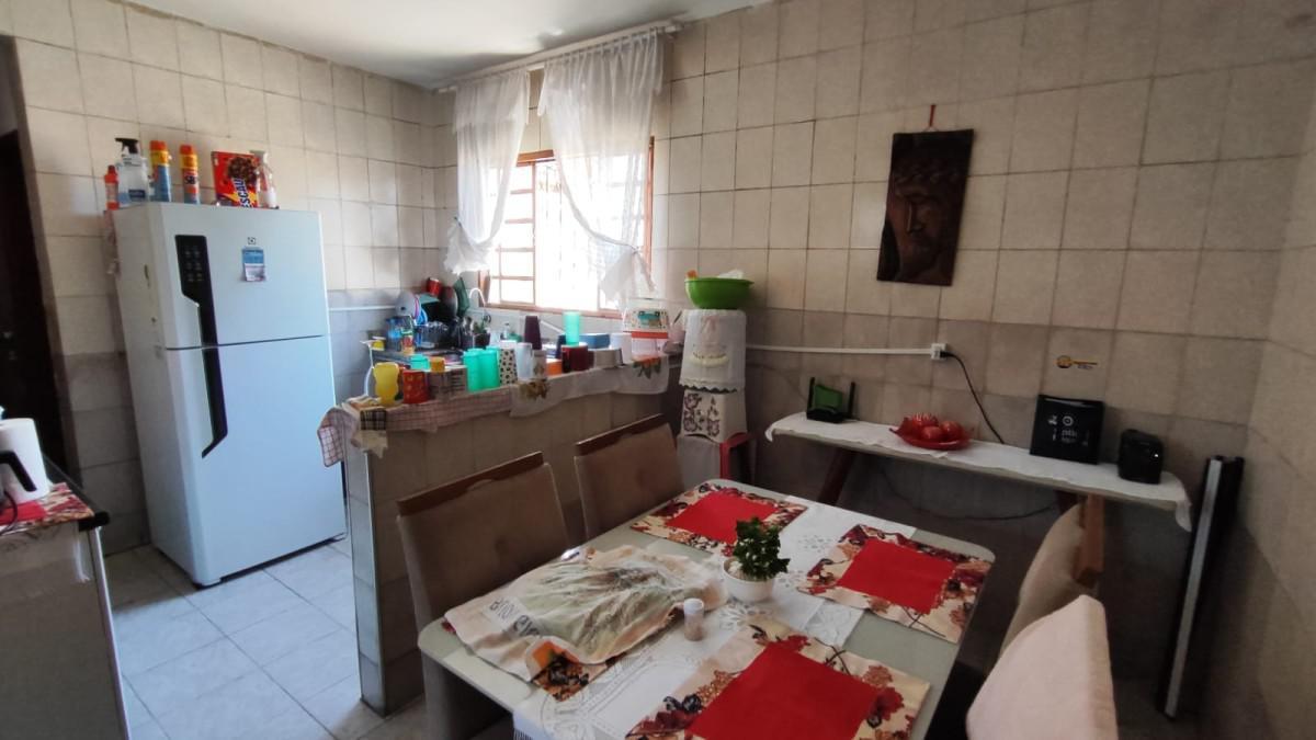Casa, Jardim Laguna, 2 Quartos, 5 Vagas