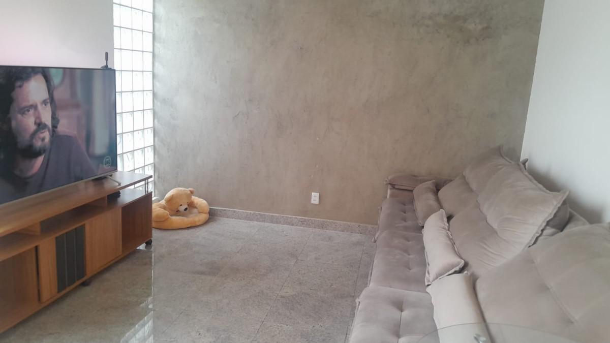 Casa, Sagrada Família, 4 Quartos, 3 Vagas, 2 Suítes