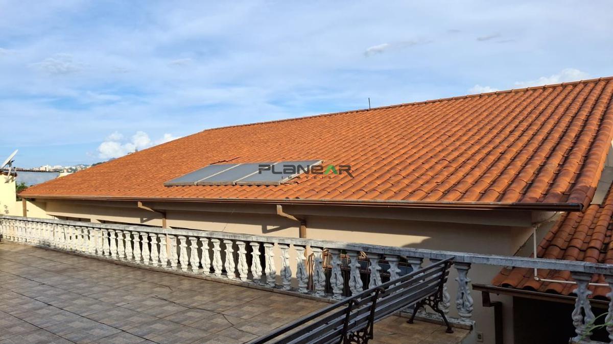 Casa, Industrial, 3 Quartos, 4 Vagas, 1 Suíte