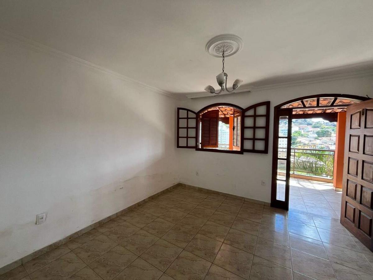 Casa, Buritis, 3 Quartos, 2 Vagas, 1 Suíte