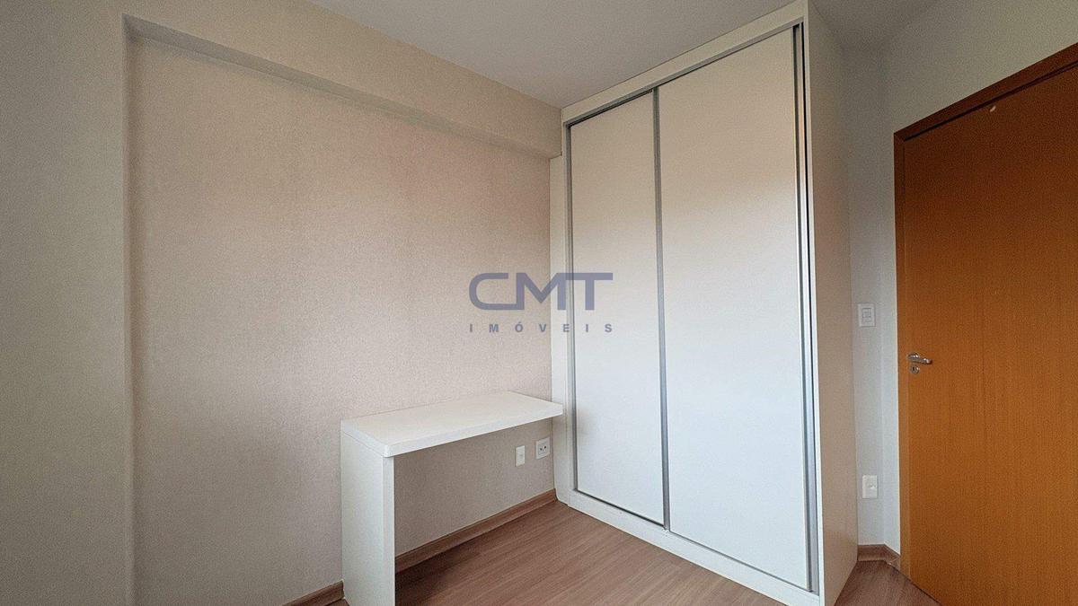 Apartamento, Sagrada Família, 3 Quartos, 2 Vagas, 1 Suíte