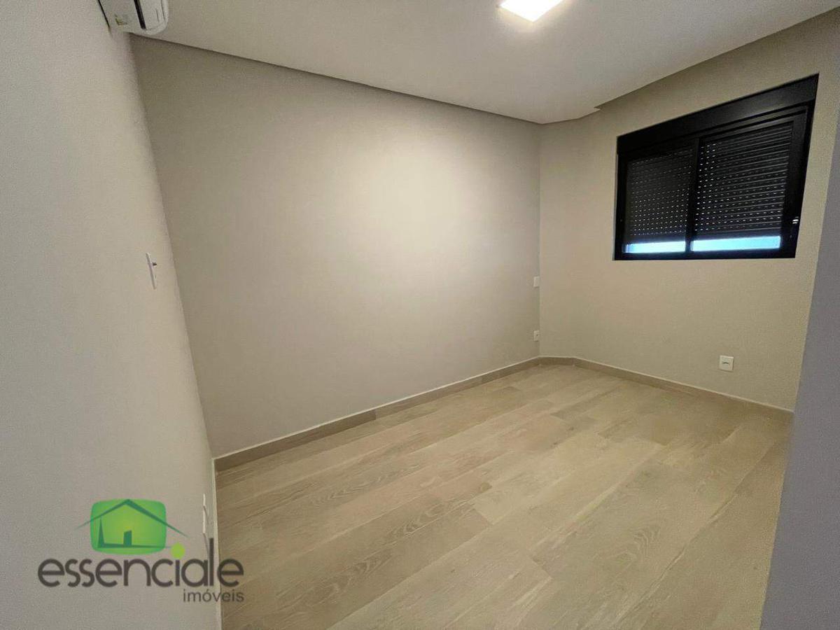 Apartamento, Centro, 3 Quartos, 6 Vagas, 2 Suítes