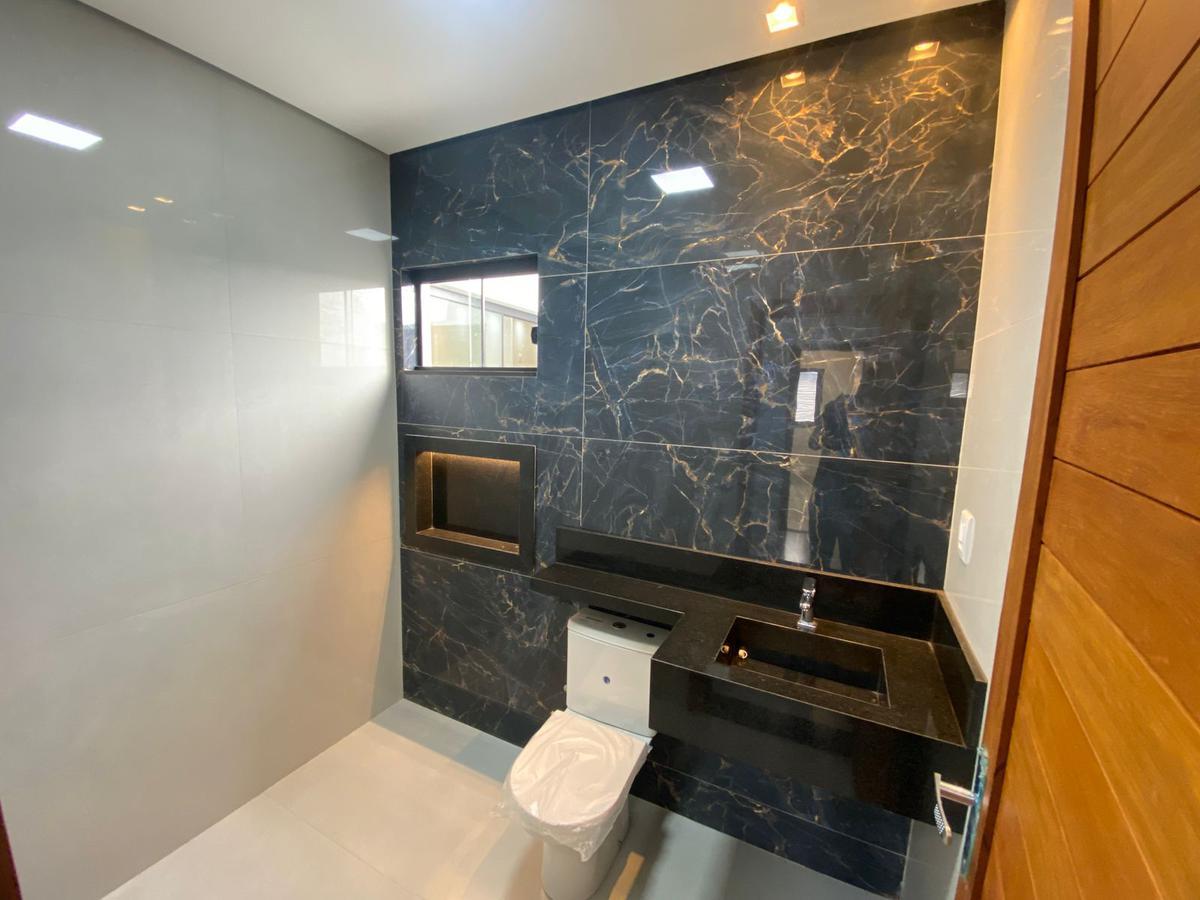 Casa, Jardim Europa, 3 Quartos, 4 Vagas, 1 Suíte