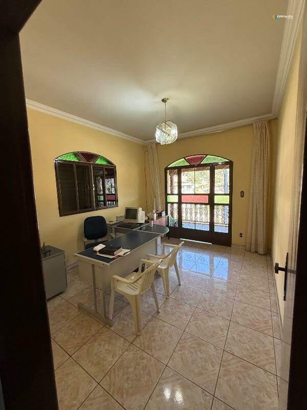 Casa, Frimisa, 4 Quartos, 0 Vaga, 1 Suíte