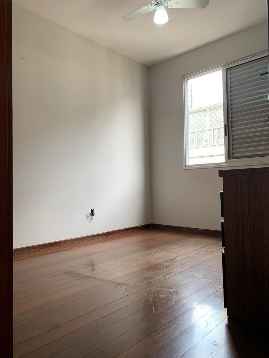 Apartamento, Funcionários, 2 Quartos, 1 Vaga, 1 Suíte