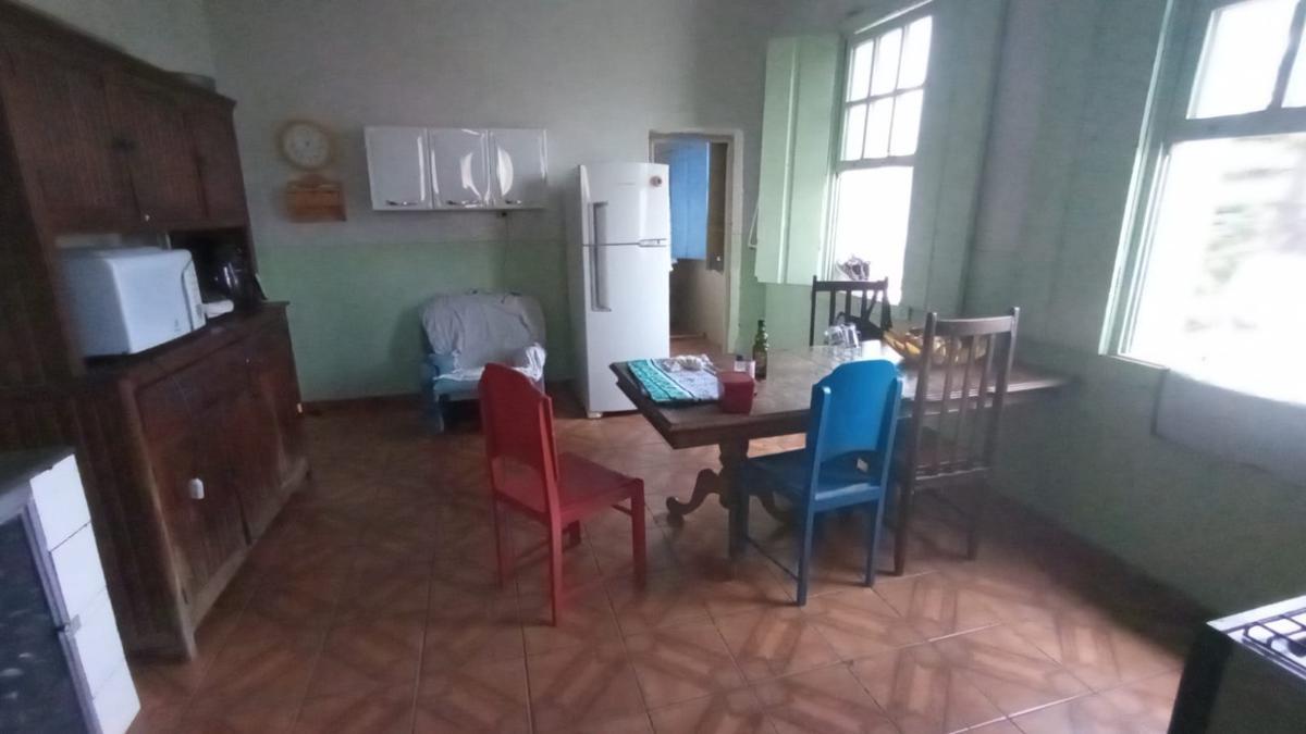 Casa, Centro, 6 Quartos, 2 Vagas