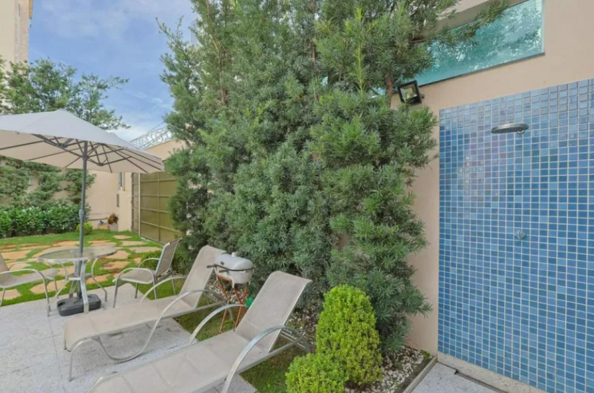 Casa, Castelo, 4 Quartos, 3 Vagas, 4 Suítes