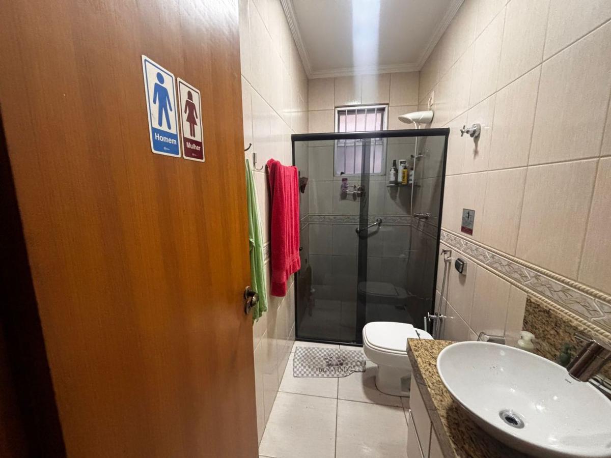 Casa, Nova Floresta, 6 Quartos, 3 Vagas, 4 Suítes