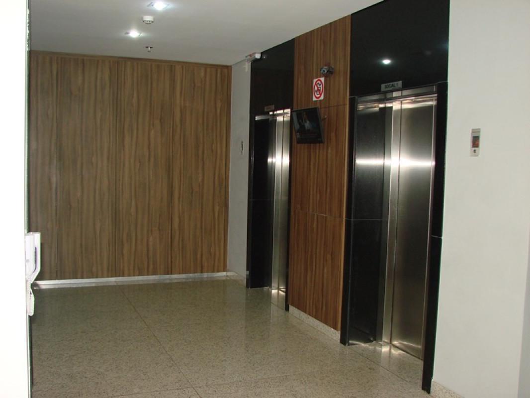 Sala, Barro Preto, 0 Quarto, 1 Vaga