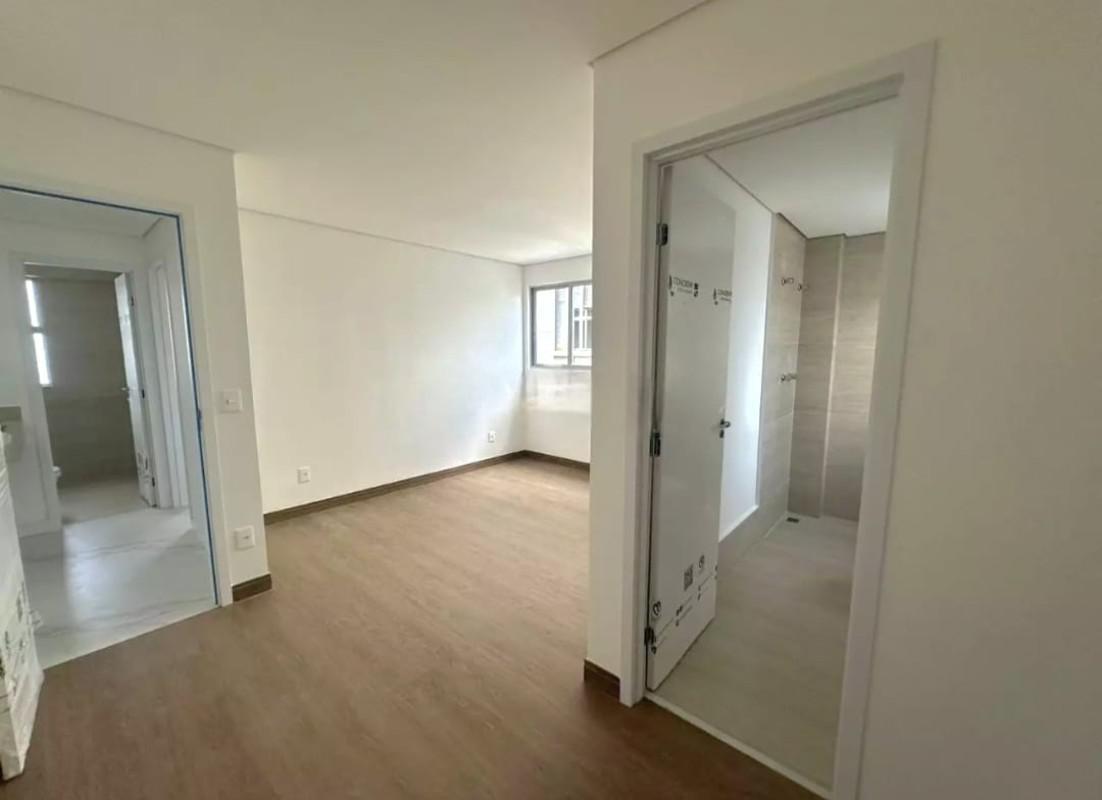 Cobertura, Savassi, 3 Quartos, 2 Vagas, 1 Suíte