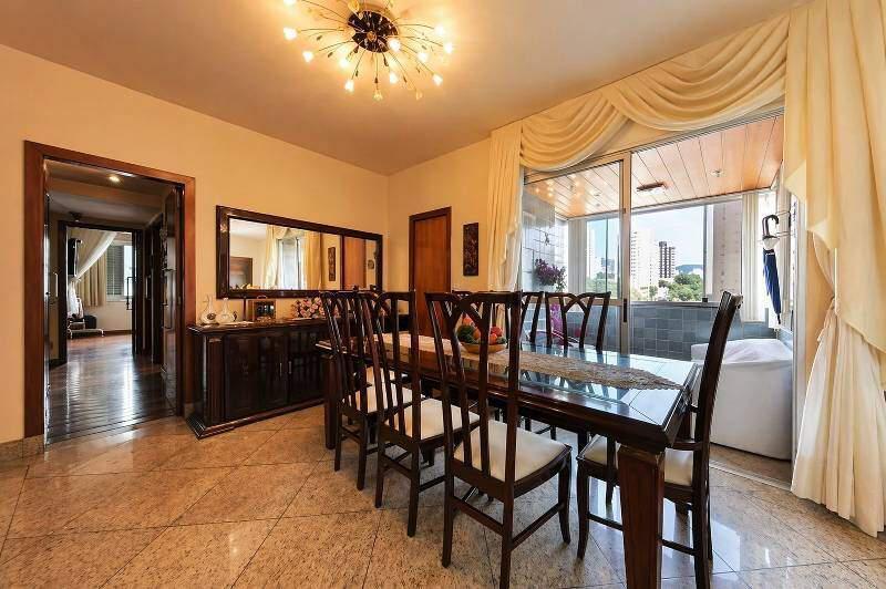 Apartamento, Funcionários, 4 Quartos, 2 Vagas, 1 Suíte