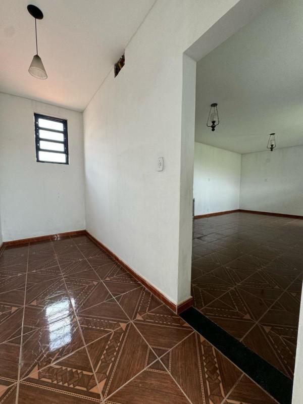 Casa, Petrópolis (barreiro), 4 Quartos, 3 Vagas, 2 Suítes