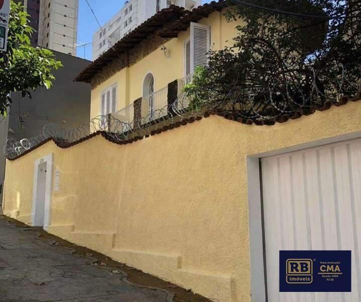 Casa, Lourdes, 5 Quartos, 2 Vagas, 1 Suíte
