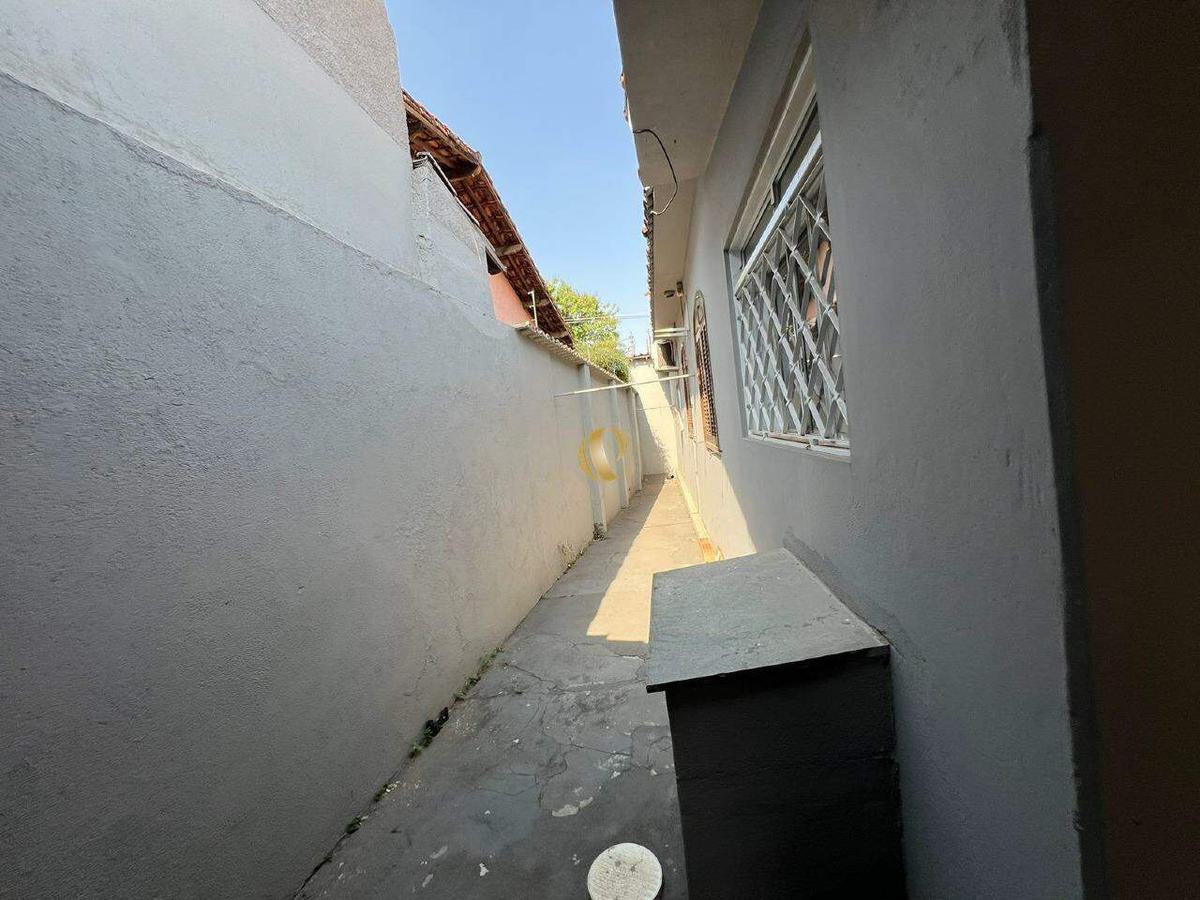 Casa, Centro, 8 Quartos, 3 Vagas
