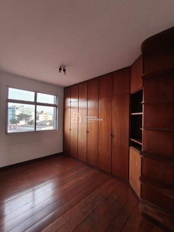 Apartamento, Barreiro, 3 Quartos, 2 Vagas, 1 Suíte