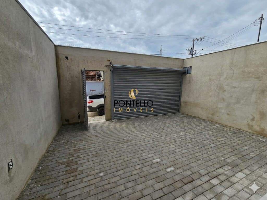 Casa, Santa Maria, 3 Quartos, 2 Vagas, 1 Suíte