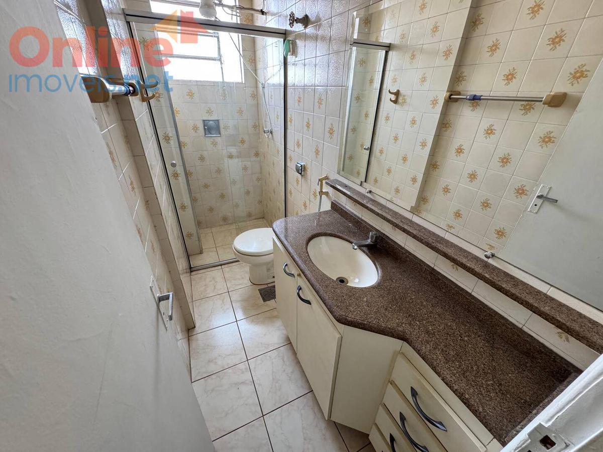 Apartamento, Sagrada Família, 2 Quartos, 0 Vaga, 0 Suíte