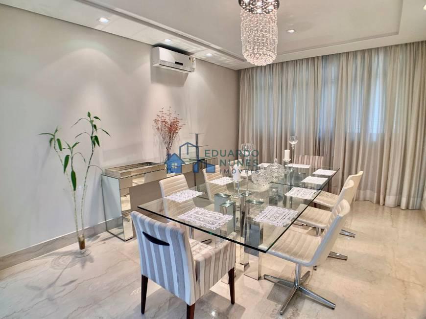 Casa, Cidade Jardim, 7 Quartos, 12 Vagas, 3 Suítes