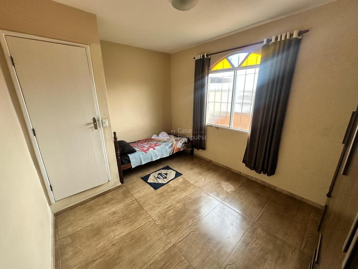 Casa, Planalto, 5 Quartos, 4 Vagas, 1 Suíte