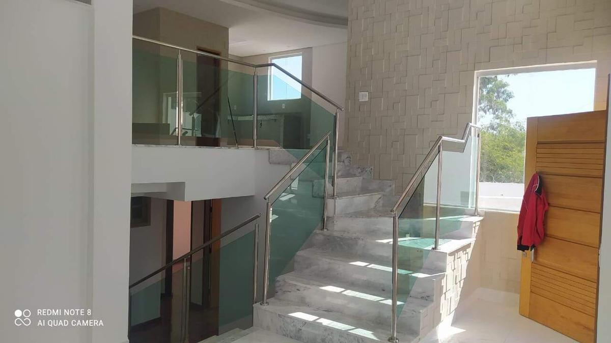 Casa, Estoril, 3 Quartos, 4 Vagas, 1 Suíte