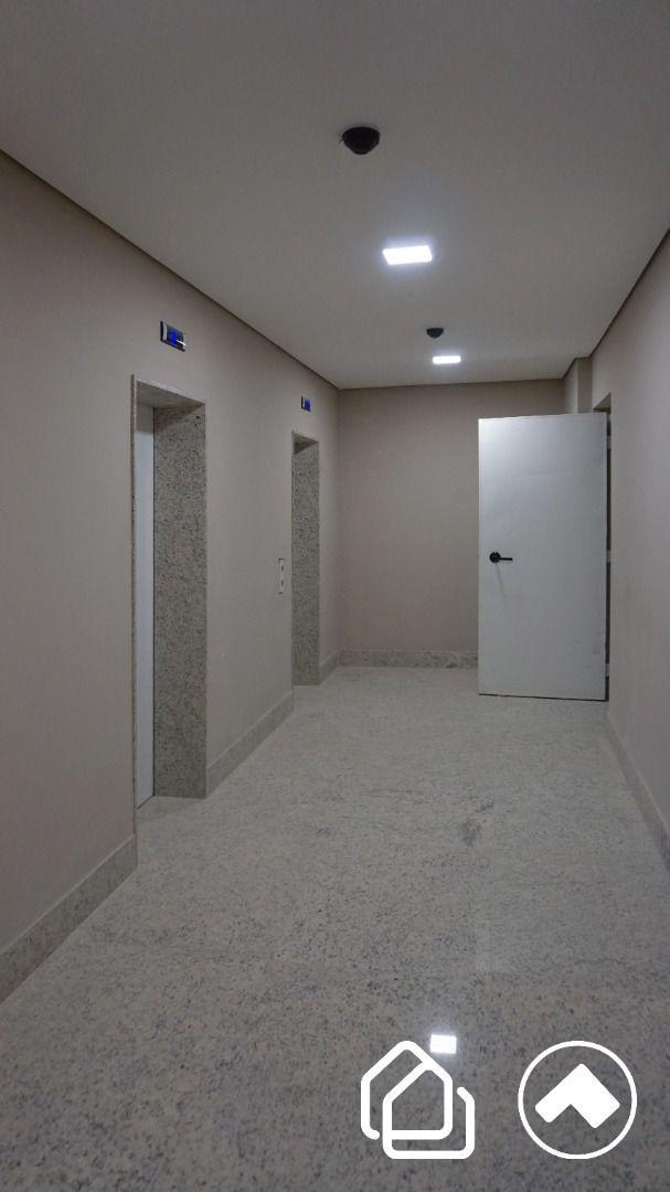 Sala, Lourdes, 7 Vagas