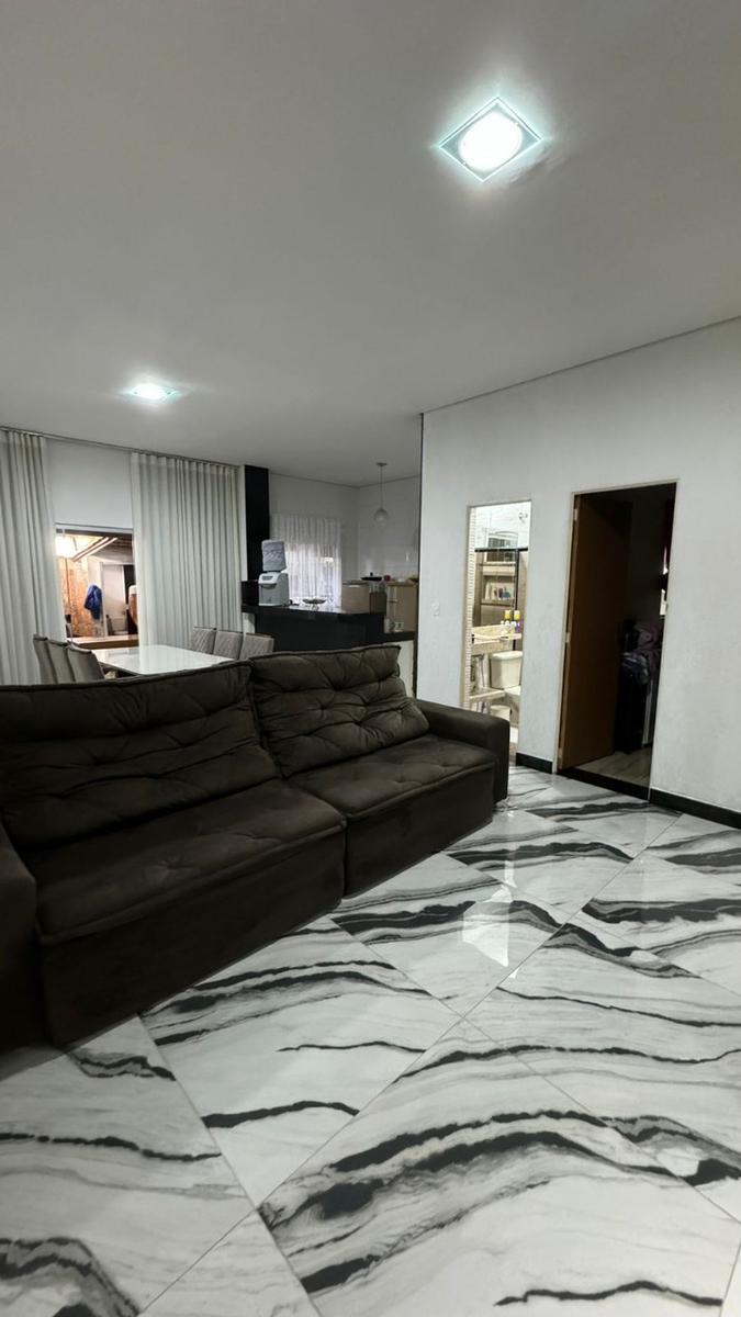 Casa, Santa Luzia, 3 Quartos, 3 Vagas, 1 Suíte