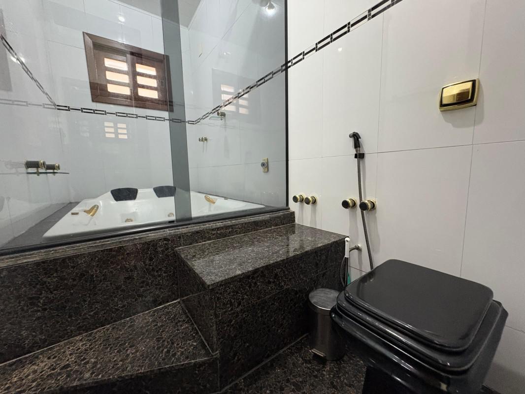 Casa, Paquetá, 4 Quartos, 2 Vagas, 1 Suíte