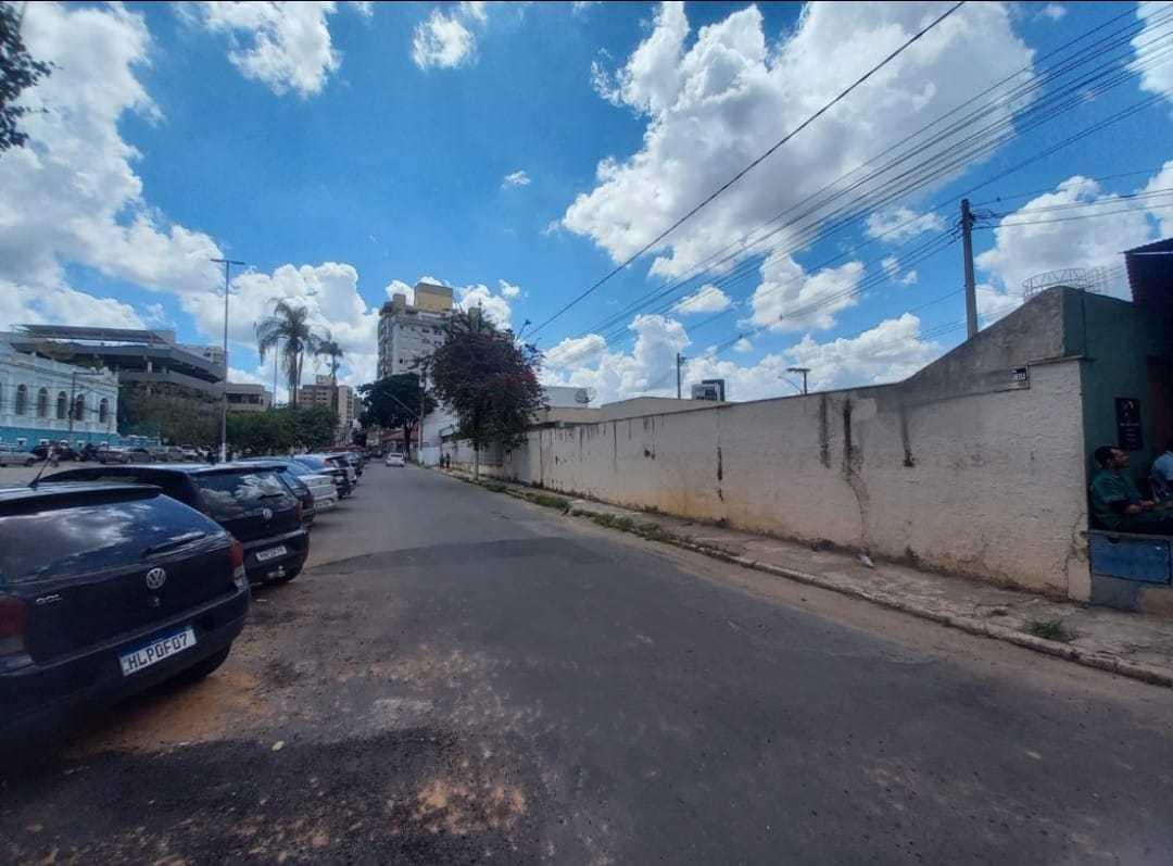 Lote, Centro, 0 Quarto, 0 Vaga