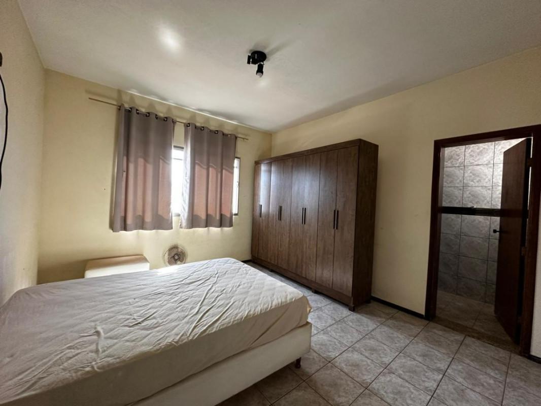 Apartamento, Centro, 5 Quartos, 0 Vaga, 1 Suíte