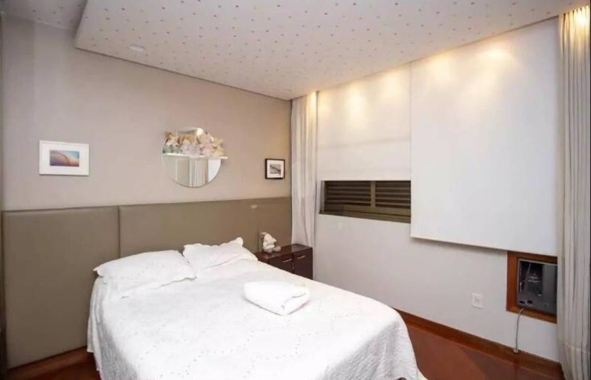 Apartamento, Funcionários, 4 Quartos, 5 Vagas, 2 Suítes