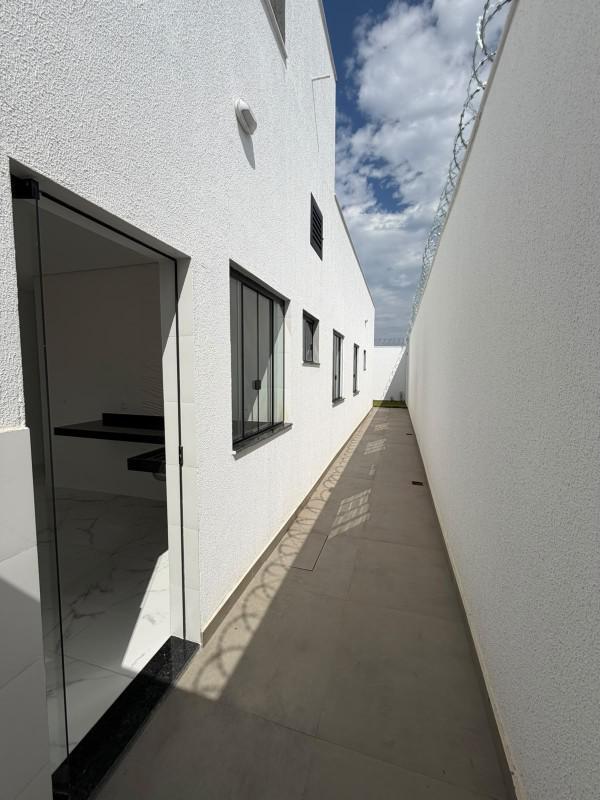 Casa, Novo Centro, 3 Quartos, 2 Vagas, 1 Suíte