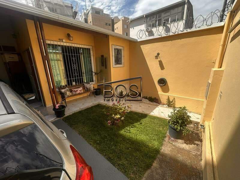 Casa, Fernão Dias, 3 Quartos, 2 Vagas, 1 Suíte