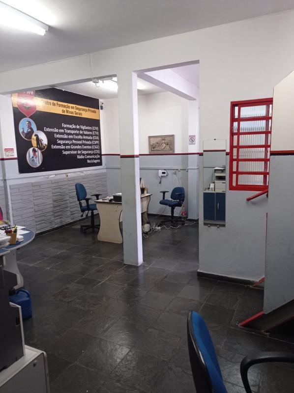 Casa Comercial, Santa Efigênia, 0 Quarto, 2 Vagas