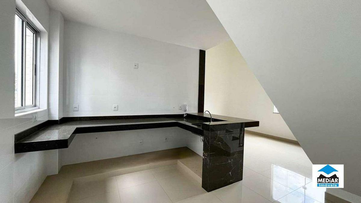 Cobertura, Vila Paris, 2 Quartos, 3 Vagas, 2 Suítes