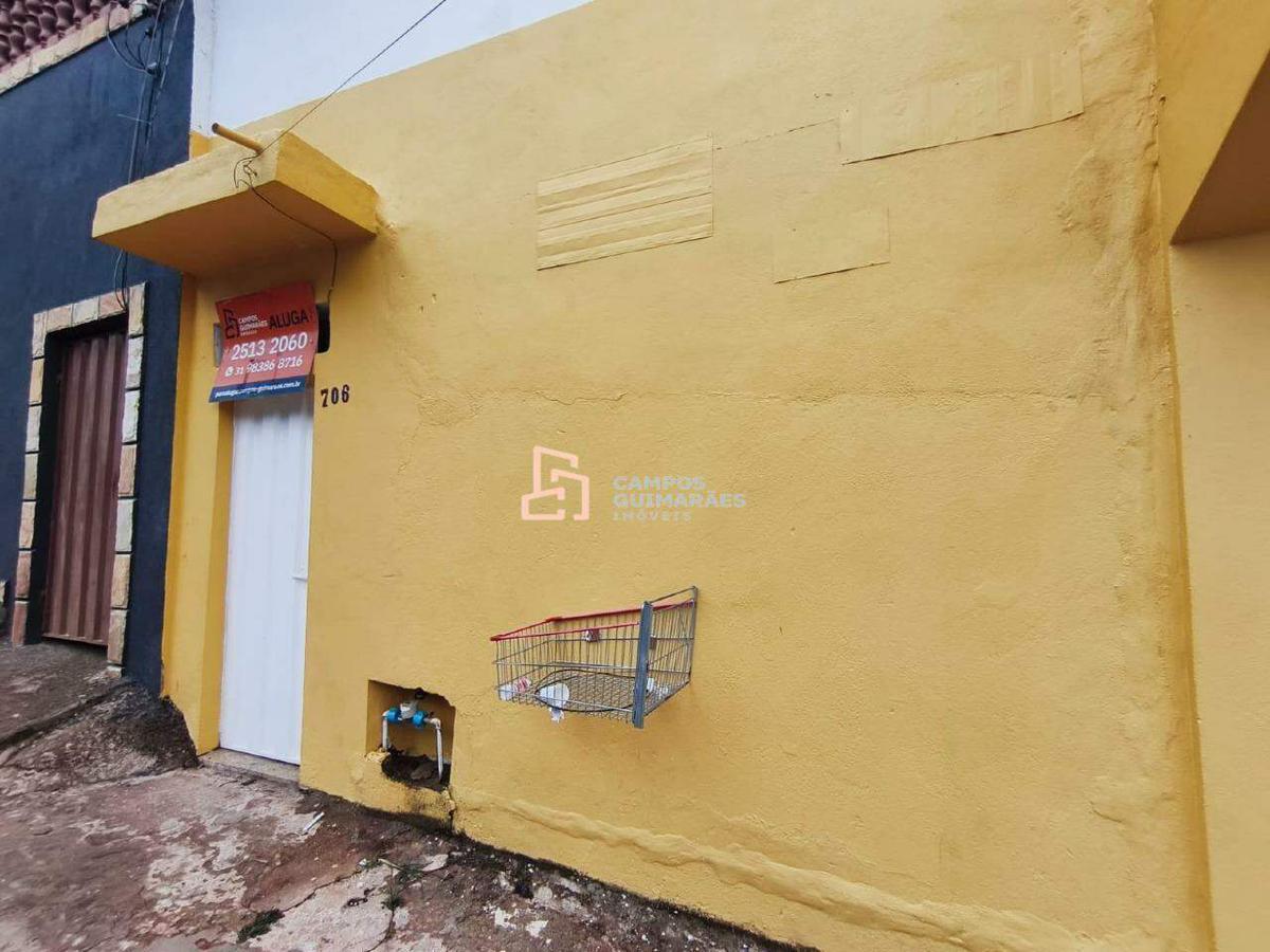 Casa, Flávio Marques Lisboa, 2 Quartos, 1 Vaga, 1 Suíte