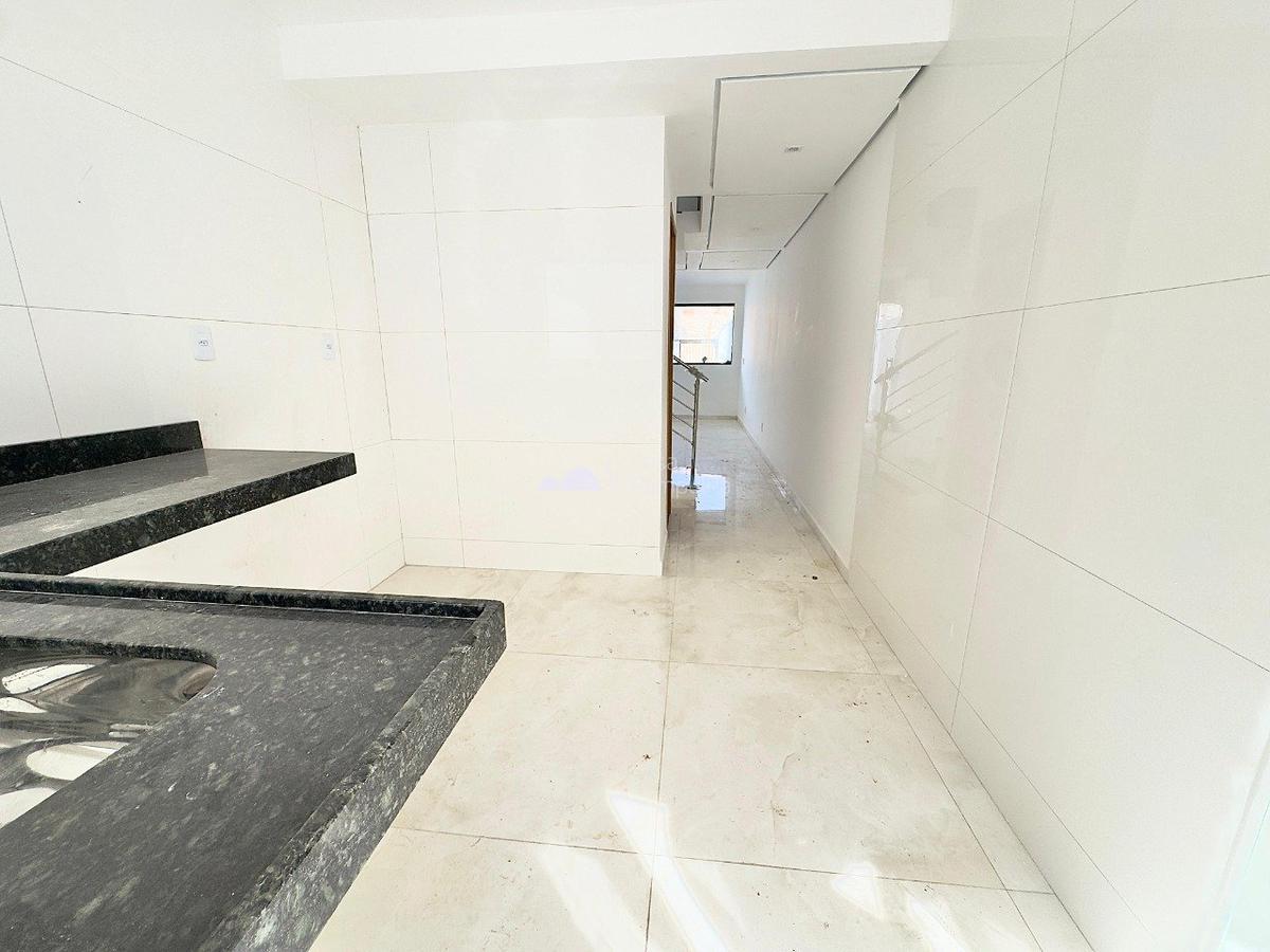 Casa, Lagoinha Leblon (venda Nova), 2 Quartos, 2 Vagas, 2 Suítes