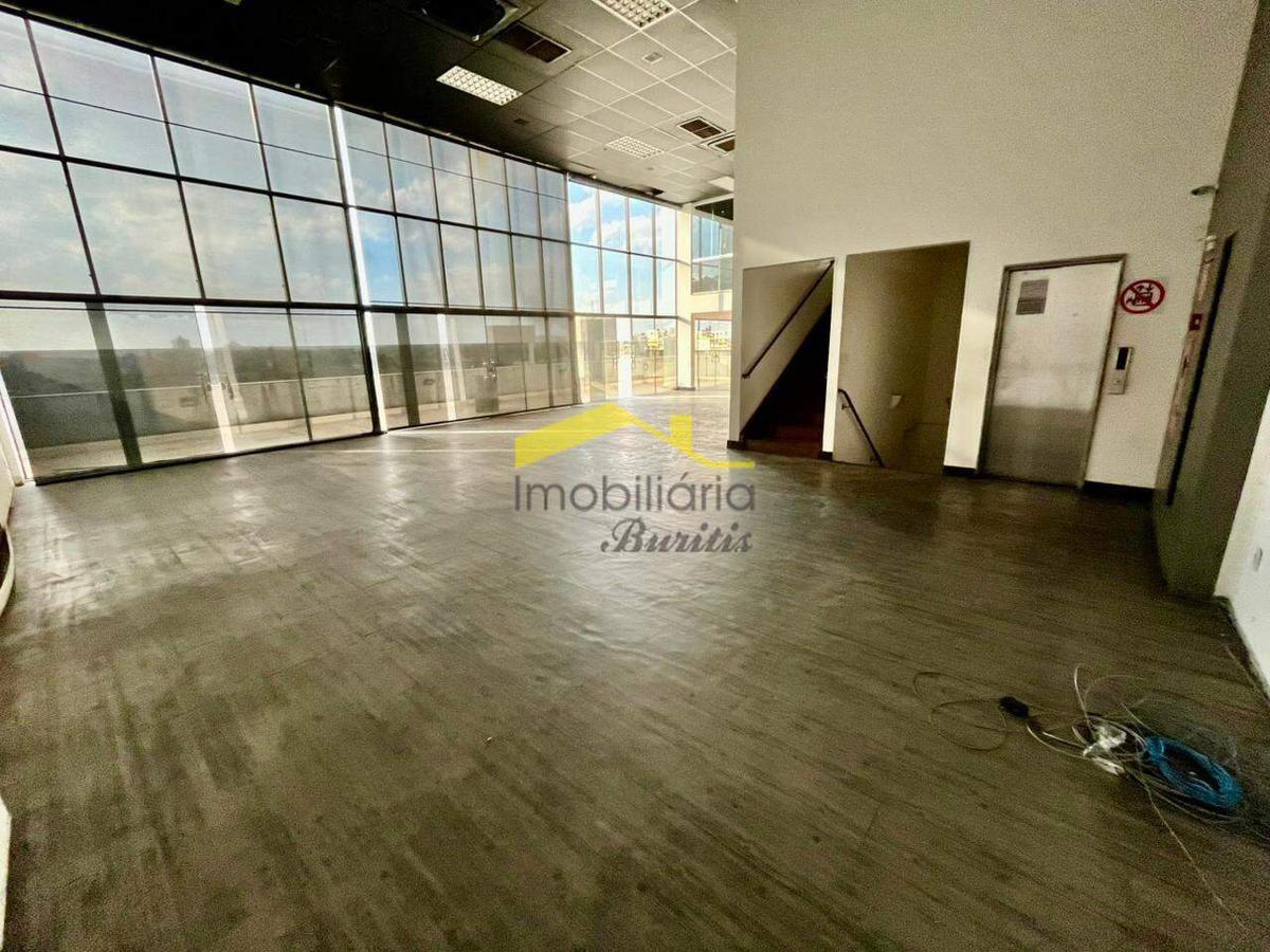 Loja, Buritis, 13 Vagas