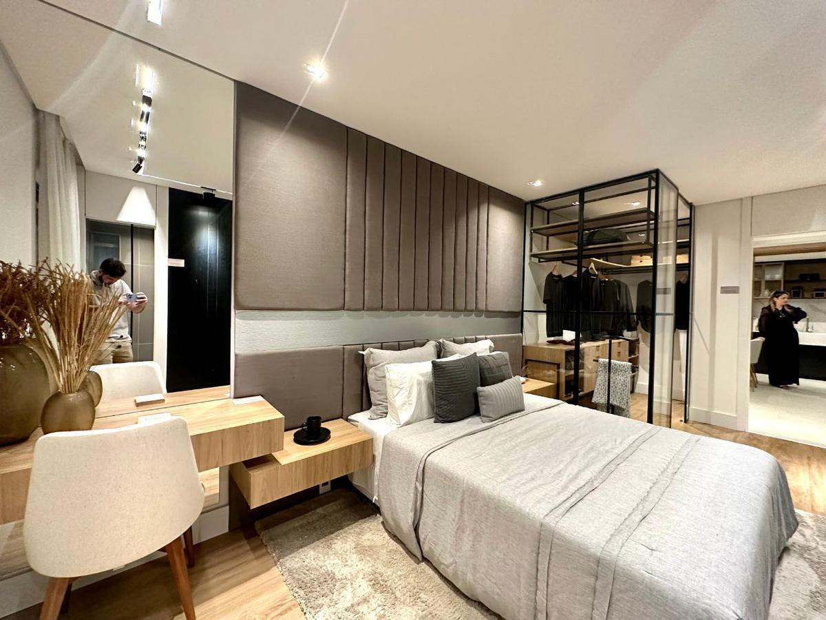 Apartamento, Funcionários, 2 Quartos, 2 Vagas, 2 Suítes