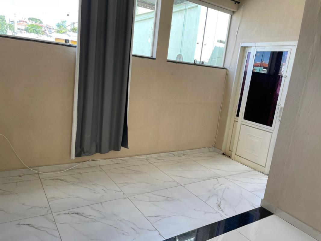 Casa, Santa Terezinha, 2 Quartos, 3 Vagas