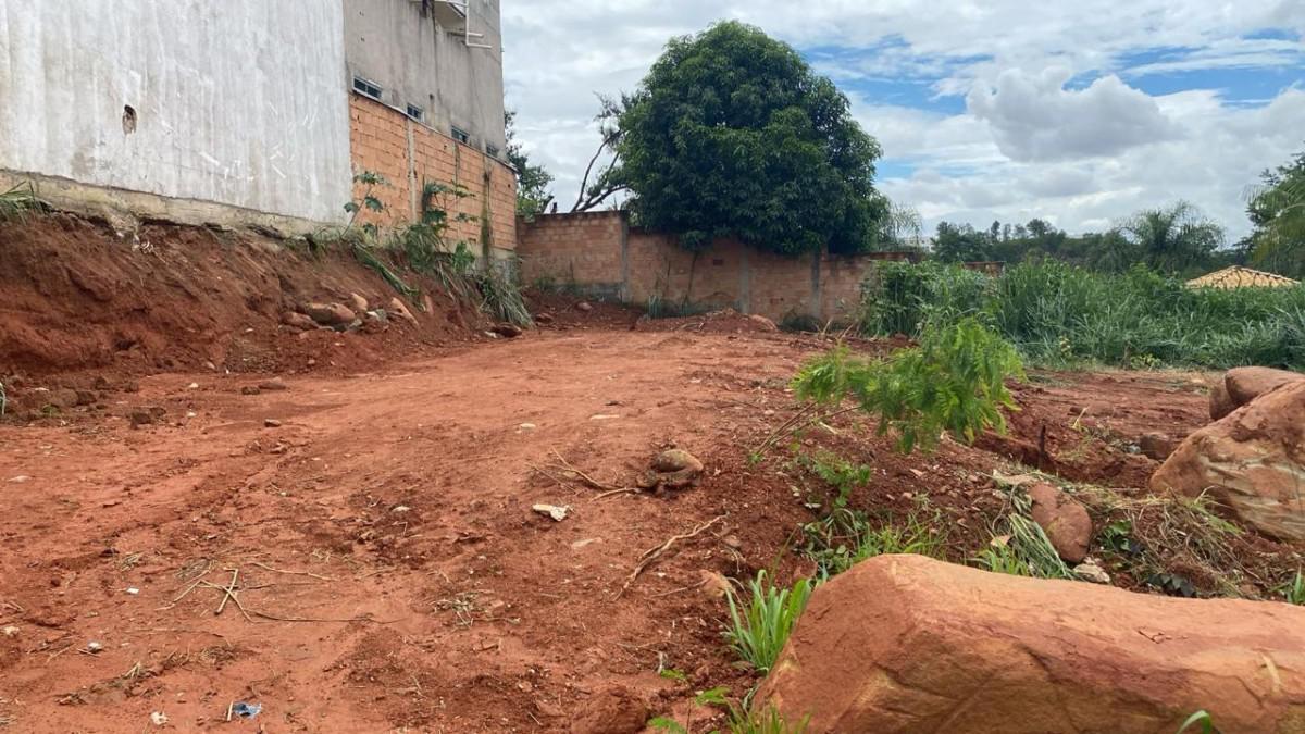 Lote, Liberdade, 0 Quarto, 0 Vaga