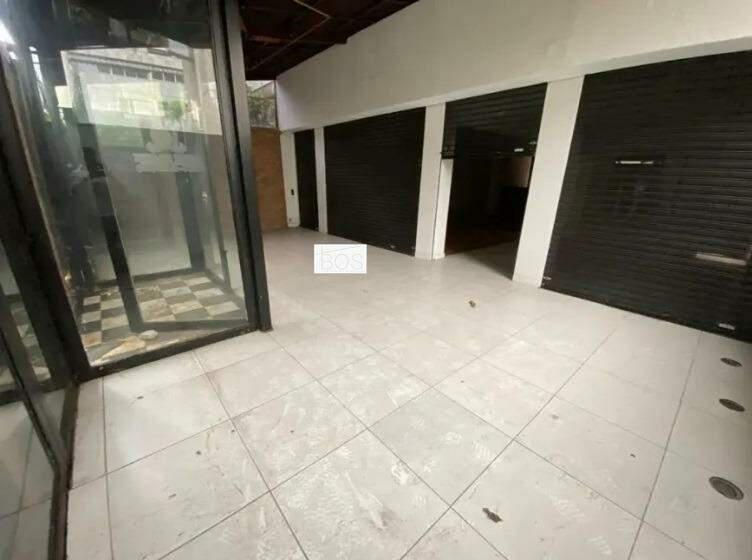 Casa, Savassi, 0 Quarto, 0 Vaga