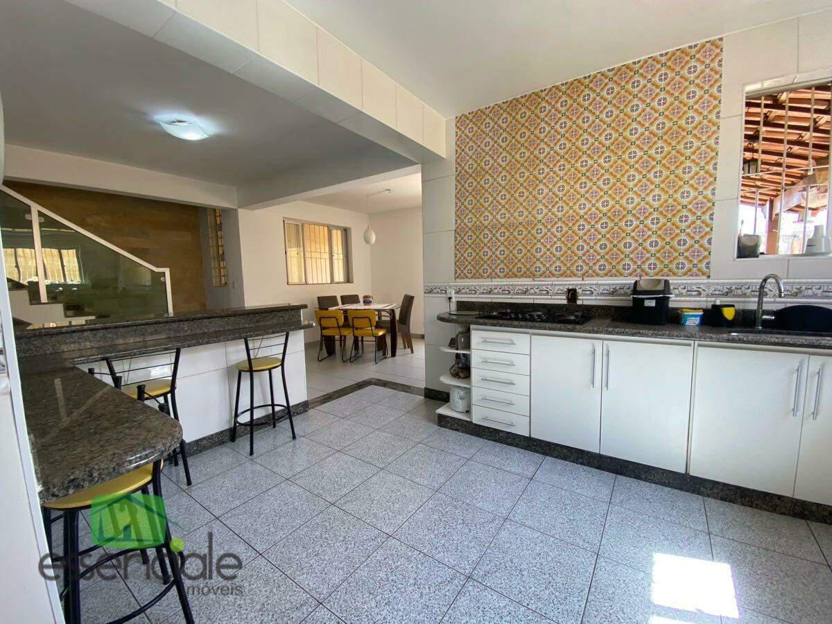 Casa, Novo Eldorado, 4 Quartos, 4 Vagas, 1 Suíte
