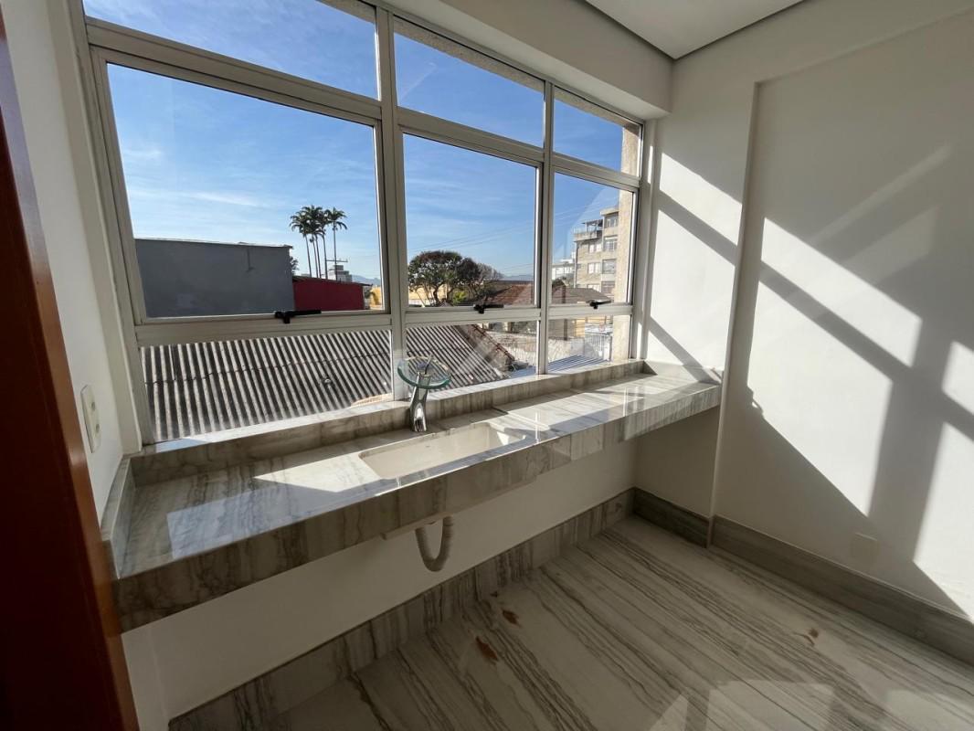 Sala, Padre Eustáquio, 0 Quarto, 1 Vaga