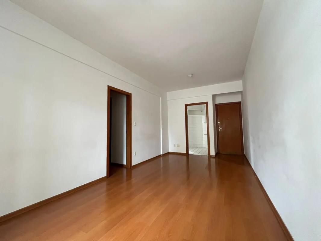 Apartamento, Estoril, 3 Quartos, 1 Vaga, 1 Suíte