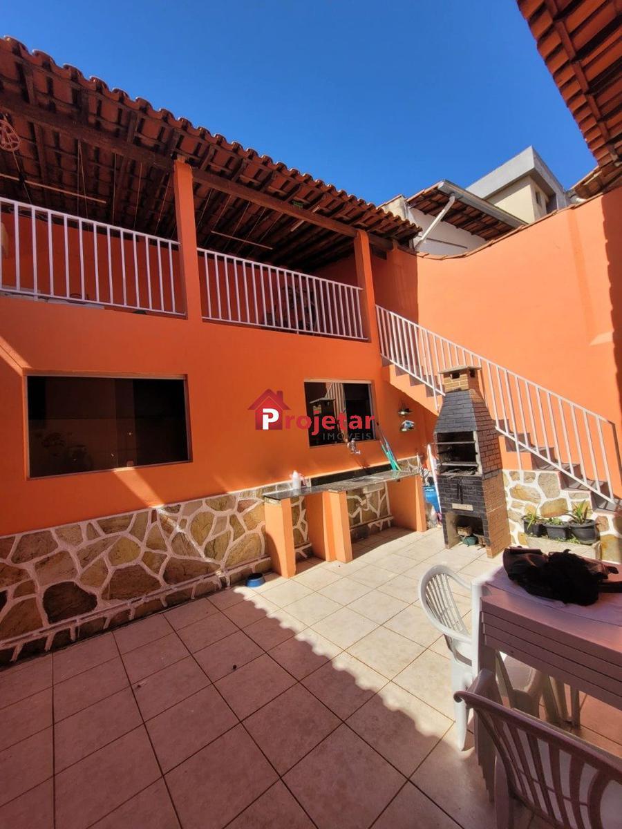 Casa, Floresta, 3 Quartos, 2 Vagas, 1 Suíte