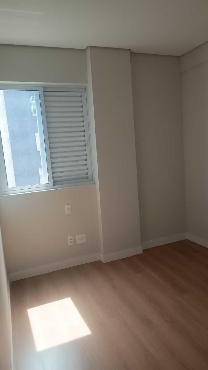 Apartamento, Sagrada Família, 3 Quartos, 2 Vagas, 1 Suíte