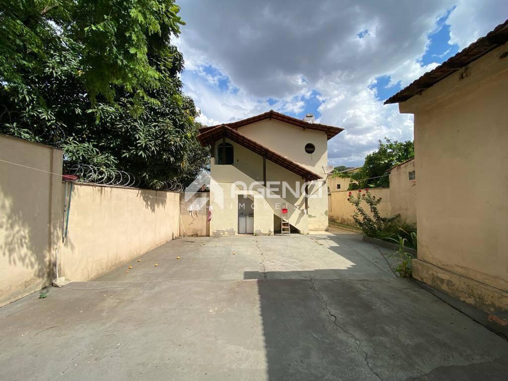 Casa, Santa Maria, 3 Quartos, 0 Vaga, 0 Suíte