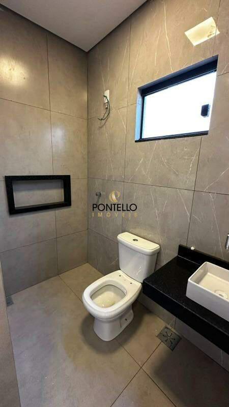 Casa, Manoa, 2 Quartos, 2 Vagas, 1 Suíte