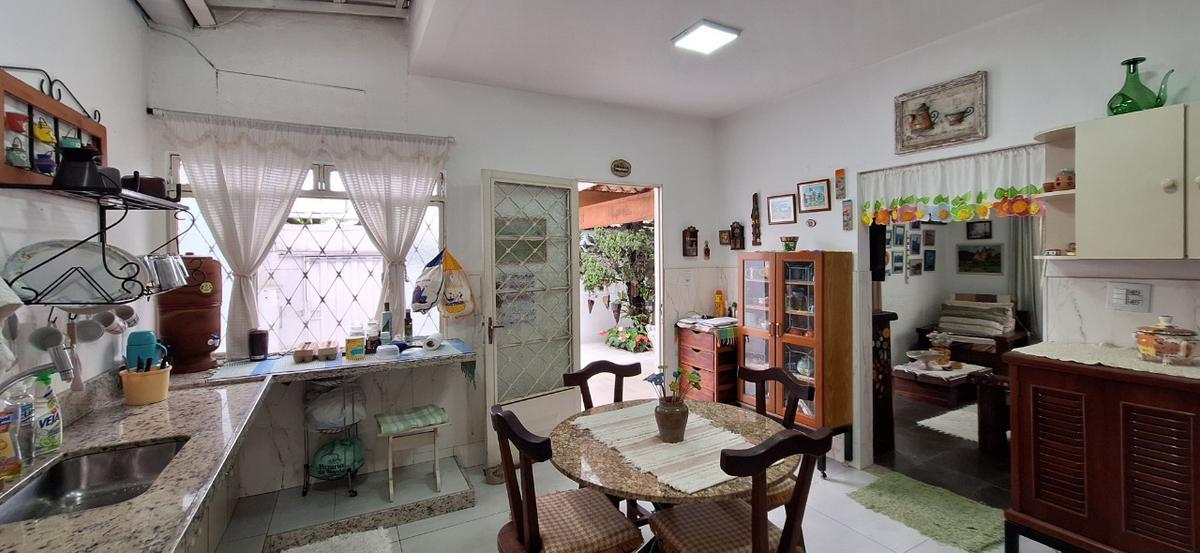 Casa, Tirol, 2 Quartos, 1 Vaga, 1 Suíte