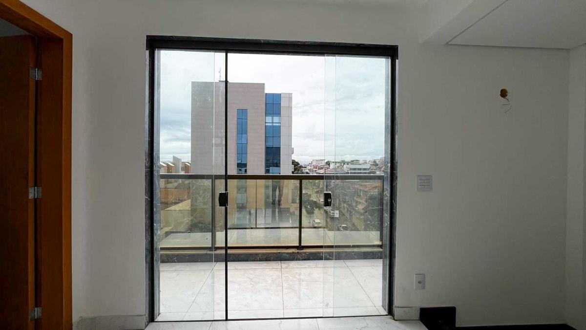 Cobertura, Indaiá, 4 Quartos, 3 Vagas, 3 Suítes